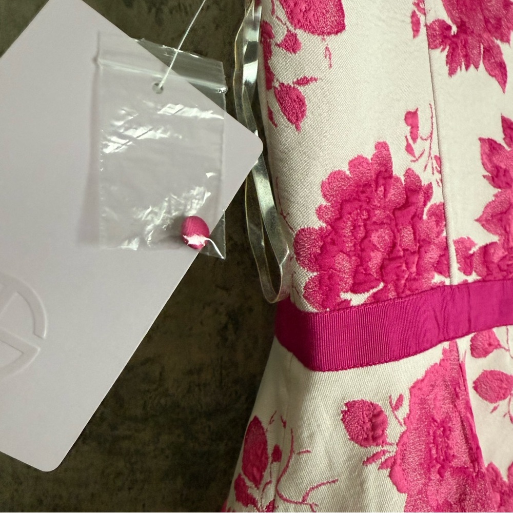 Floral Pink and White gown with pockets modest dress - Picture 8 of 10